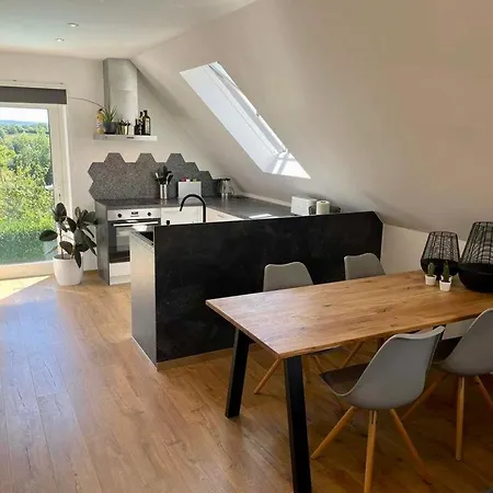 Au Coeur De L'ardenne Bleue - Avec Piscine Baelen