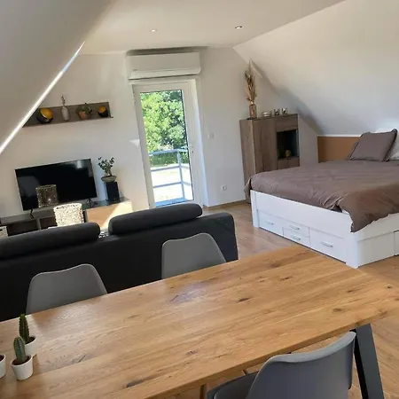 Au Coeur De L'ardenne Bleue - Avec Piscine