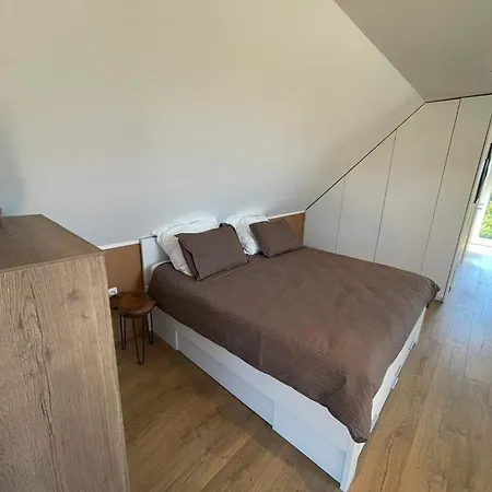 Apartment Au Coeur De L'ardenne Bleue - Avec Piscine *